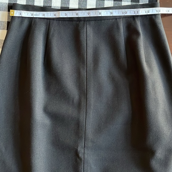 Talbots Petite Black Midi Front Slit skirt size 2P - Picture 7 of 11